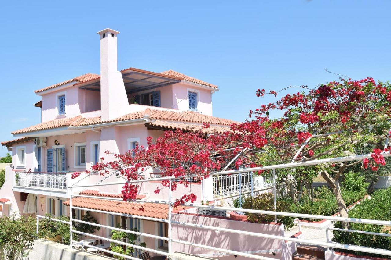Tzivras Villa & Apartments ลาสซี ภายนอก รูปภาพ