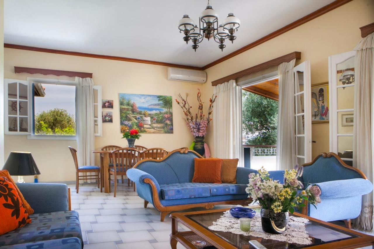 Tzivras Villa & Apartments ลาสซี ภายนอก รูปภาพ