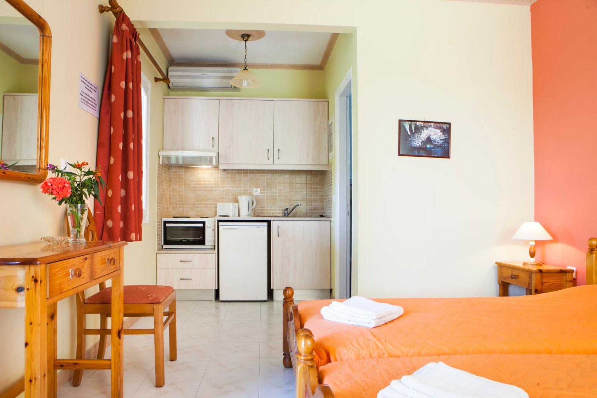 Tzivras Villa & Apartments ลาสซี ห้อง รูปภาพ