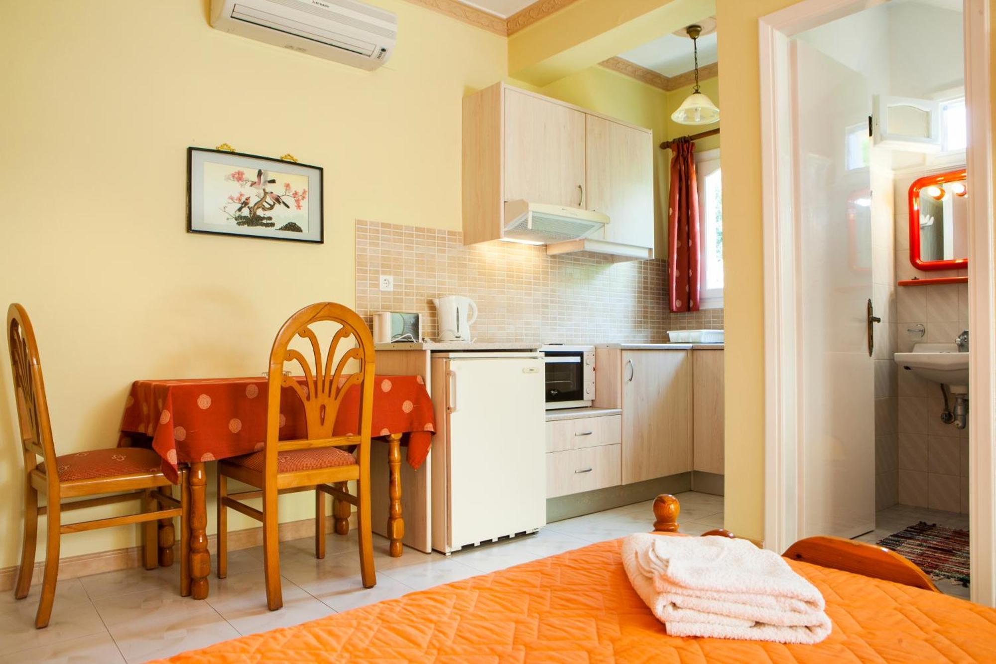 Tzivras Villa & Apartments ลาสซี ห้อง รูปภาพ