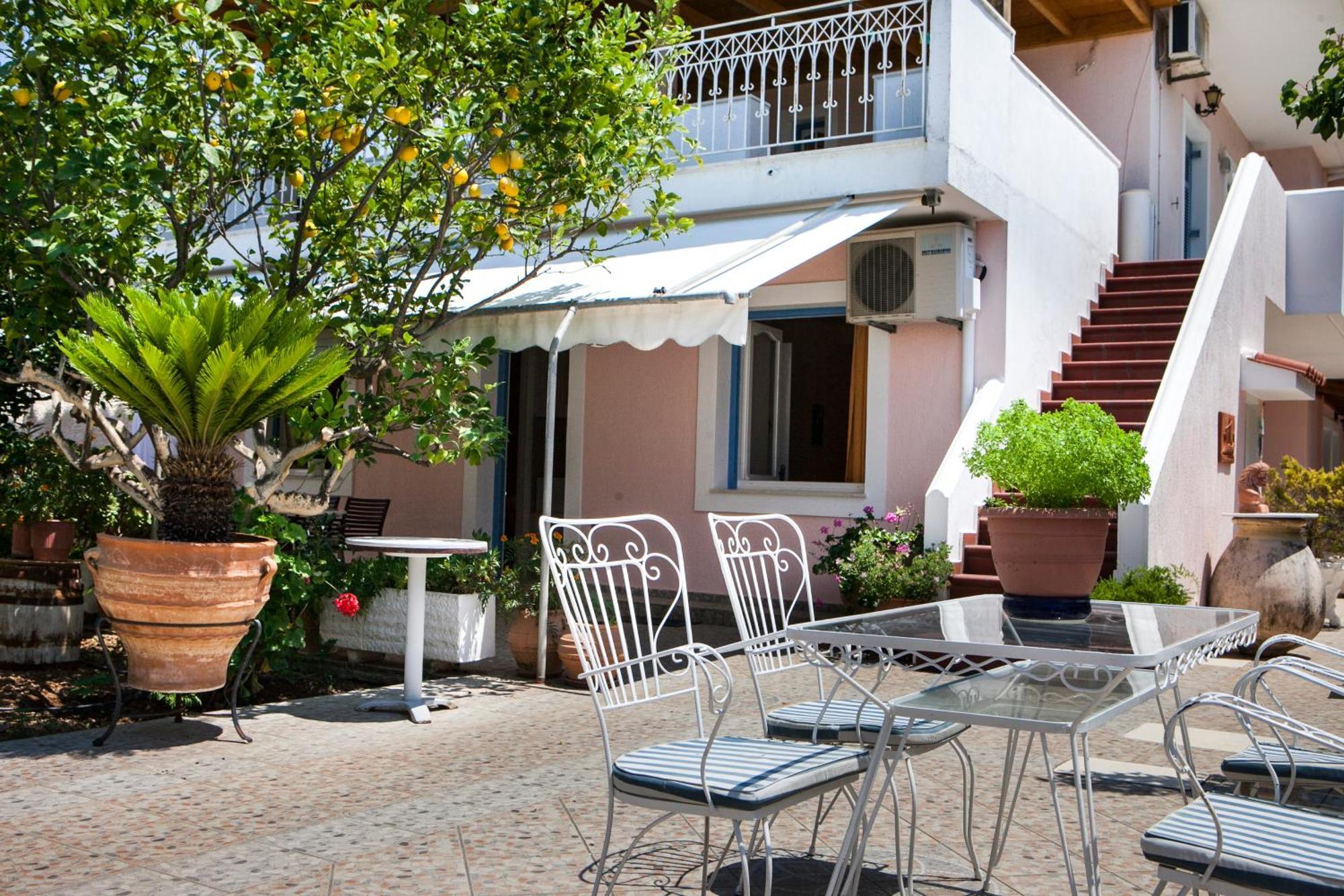 Tzivras Villa & Apartments ลาสซี ห้อง รูปภาพ