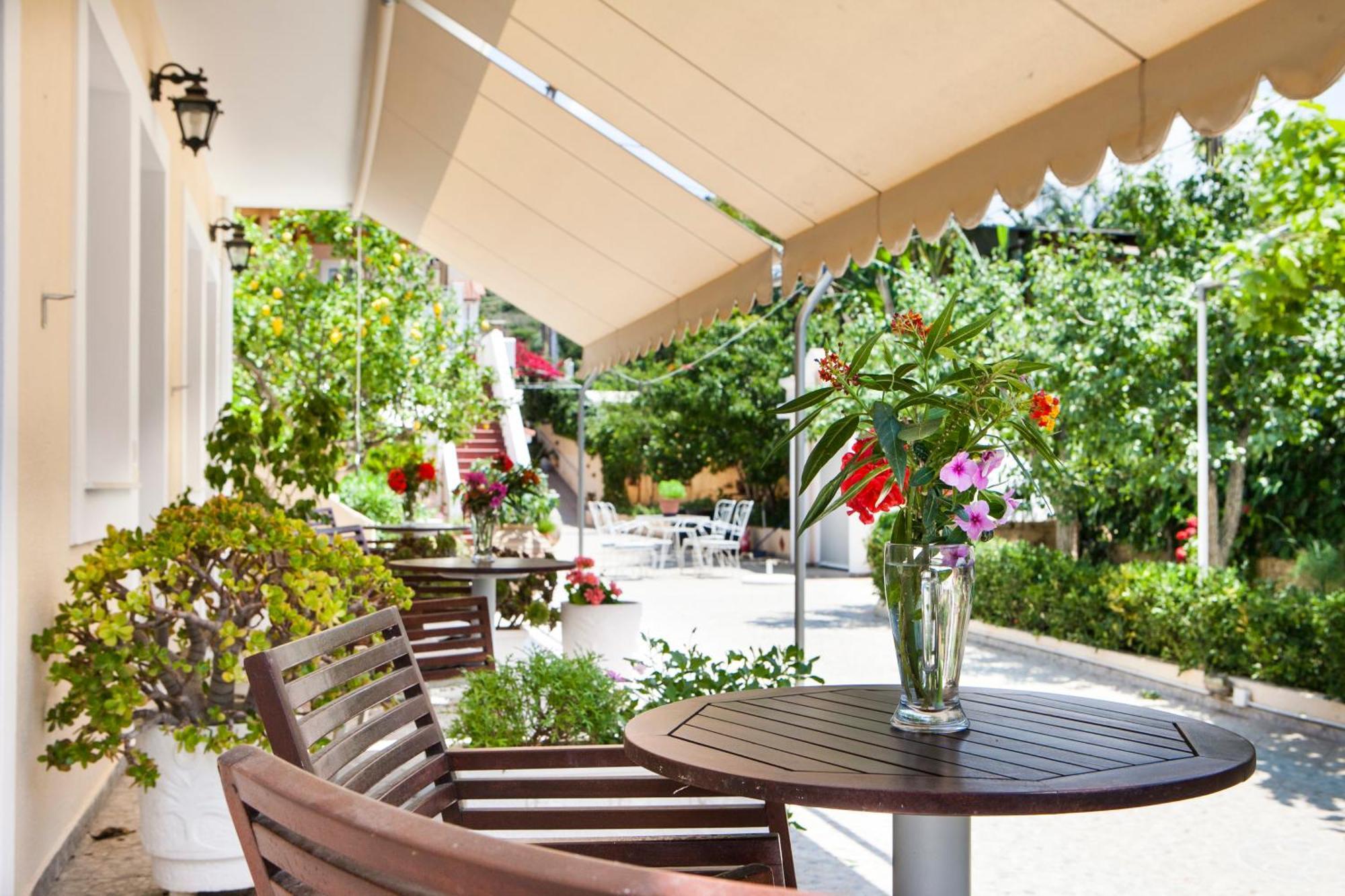 Tzivras Villa & Apartments ลาสซี ห้อง รูปภาพ